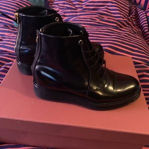 want les essentials menera high lightly worn 5